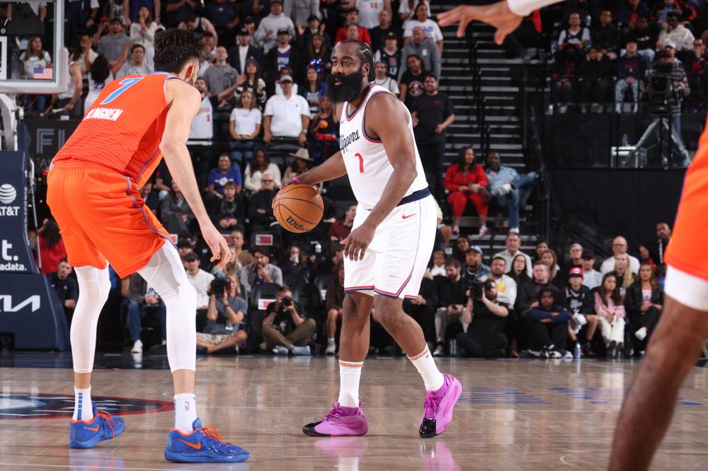 与传统足球 与传统足球