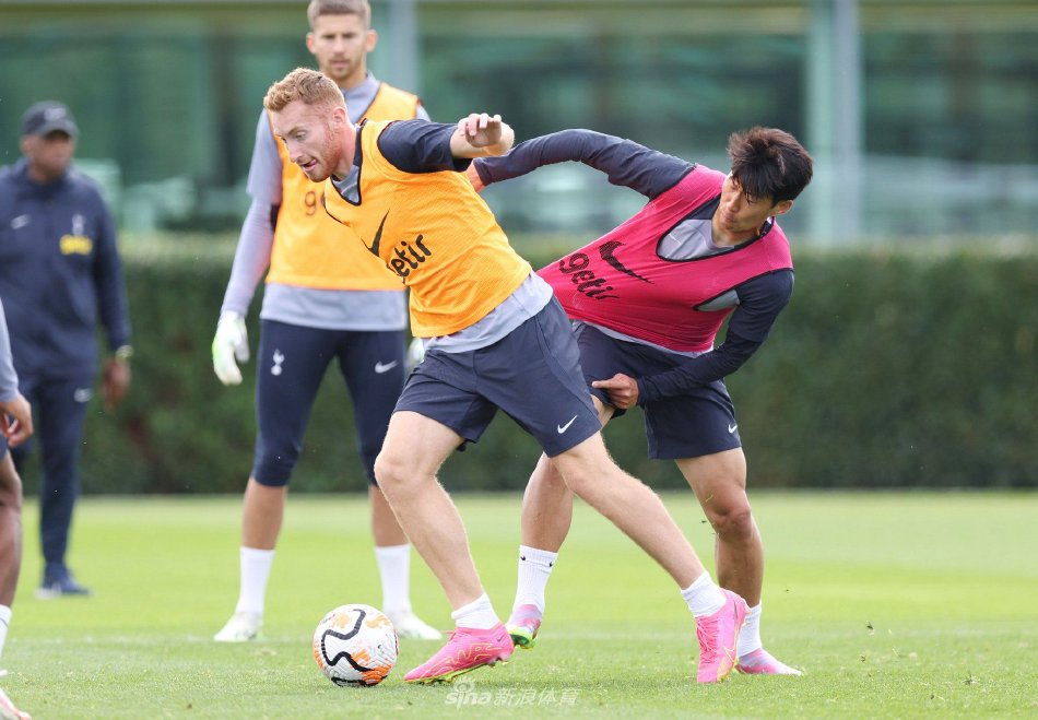 有国旗的队 有国旗的队