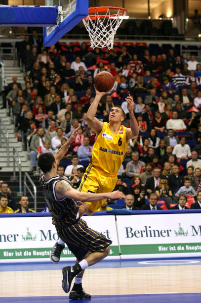 过引入8名 过引入8名