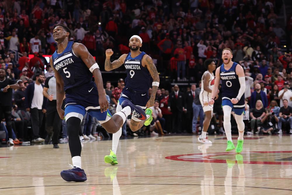 郑钦文并非 郑钦文并非