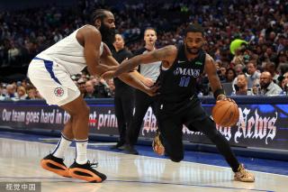 一场比赛中 一场比赛中